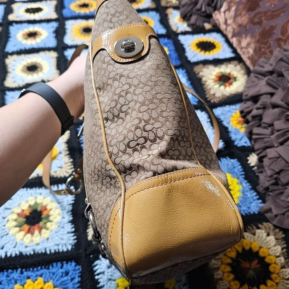 Vintage Coach Y2K North South Gallery Tote in Signature Monogram Jacquard